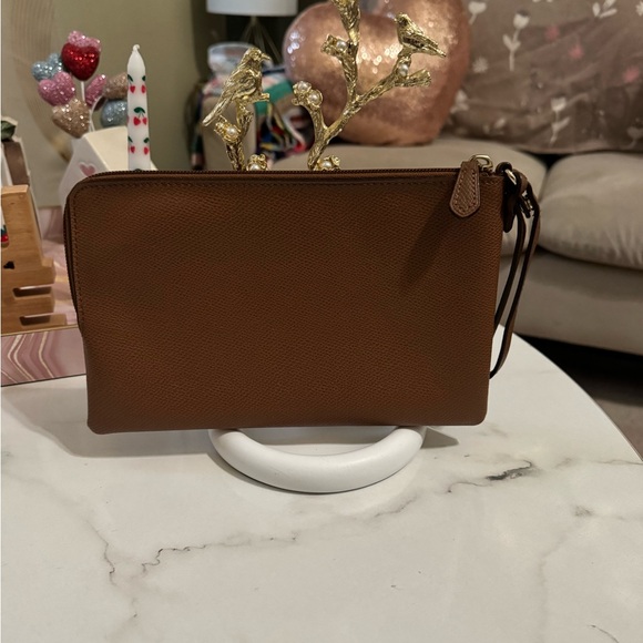 Coach New York Storypatch Badge Wristlet Pouch Wallet Clutch Tan Brown Leather - Picture 4 of 4